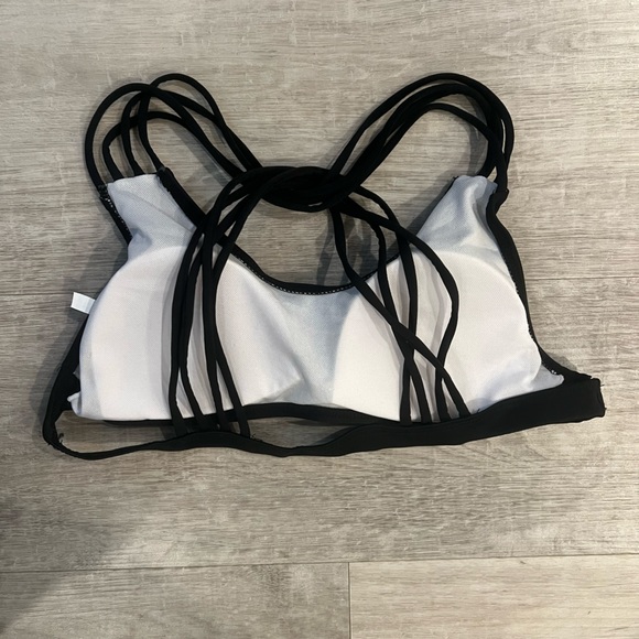 Ladies Black Bikini - Picture 5 of 6